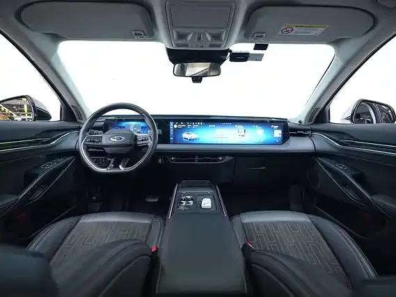 Ford Mondeo Mondeo 2022 facelift EcoBoost 245 luxury model 2024 — миниатюра 3