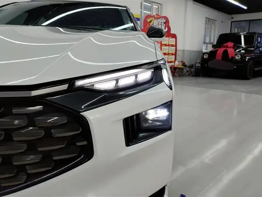 Ford Mondeo 2022 Mondeo EcoBoost 245 Luxury 2024 — миниатюра 5