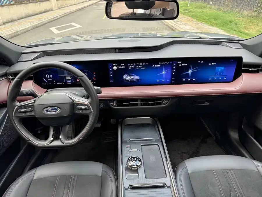 Ford Mondeo 2022 Mondeo EcoBoost 245 Extreme Edition 2022 — миниатюра 5