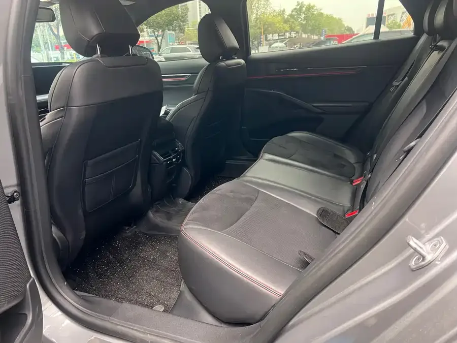 Ford Mondeo 2022 Toyota Mondeo EcoBoost 245 ST-Line 2022 — миниатюра 5