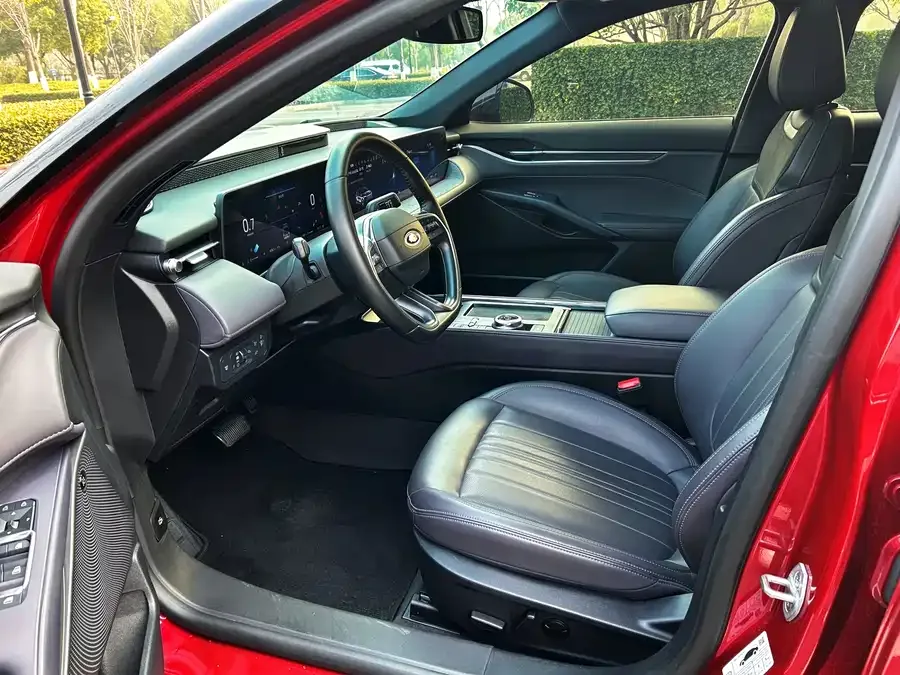 Ford Mondeo 2023 Mondeo EcoBoost 245 Extreme Edition 2024 — миниатюра 3