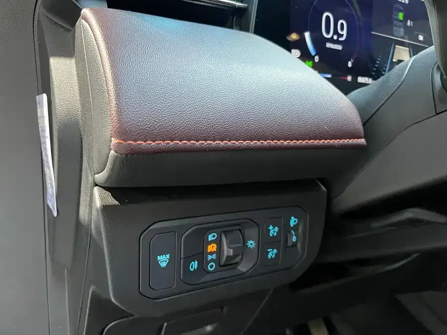 Ford Mondeo 2022 Mondeo EcoBoost 245 Extreme Edition 2022 — миниатюра 3