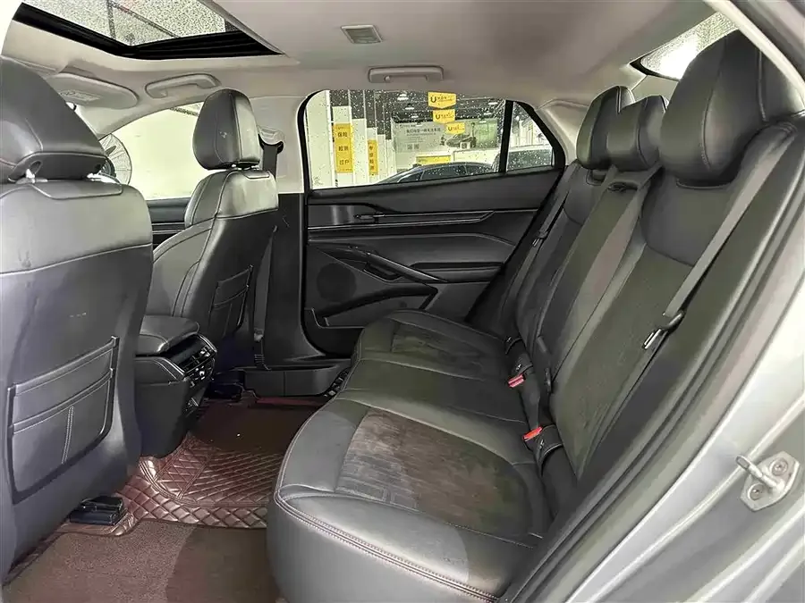 Ford Mondeo Mondeo 2022 facelift EcoBoost 245 luxury model 2023 — миниатюра 2