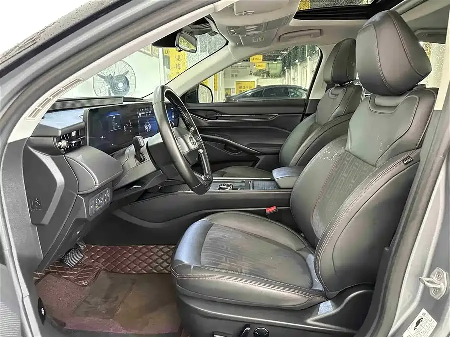 Ford Mondeo Mondeo 2022 facelift EcoBoost 245 luxury model 2023 — миниатюра 4
