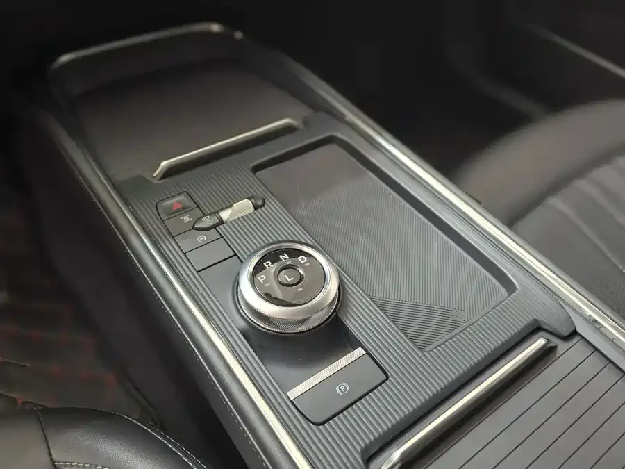 Ford Mondeo Mondeo 2025 2.0T EcoBoost Luxury Edition 2024 — миниатюра 4