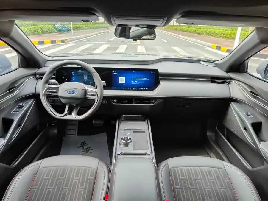 Ford Mondeo 2025 Ford Mondeo 1.5T EcoBoost E Hybrid Comfort Edition 2024 — миниатюра 4