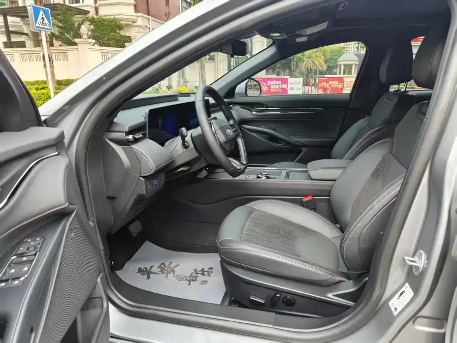Ford Mondeo 2025 Ford Mondeo 1.5T EcoBoost E Hybrid Comfort Edition 2024 — миниатюра 5