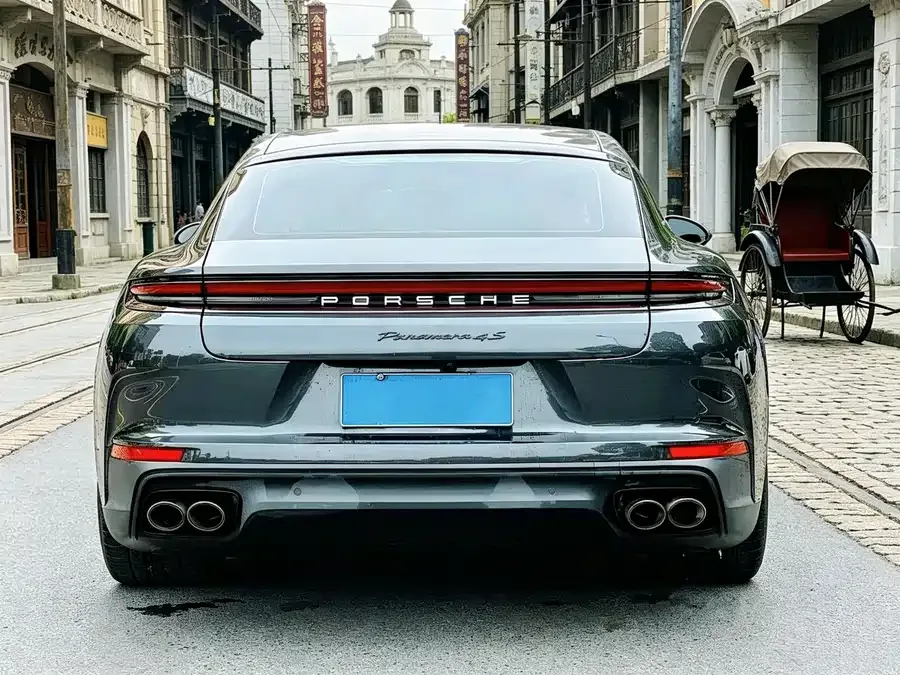 Porsche Panamera Panamera 2024 Panamera 4 Executive Extended Edition 2.9T 2025 — миниатюра 4
