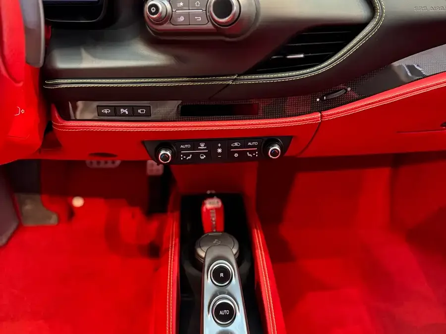 Ferrari F8 Ferrari F8 2019 Tributo 3.9T V8 2022 — миниатюра 5