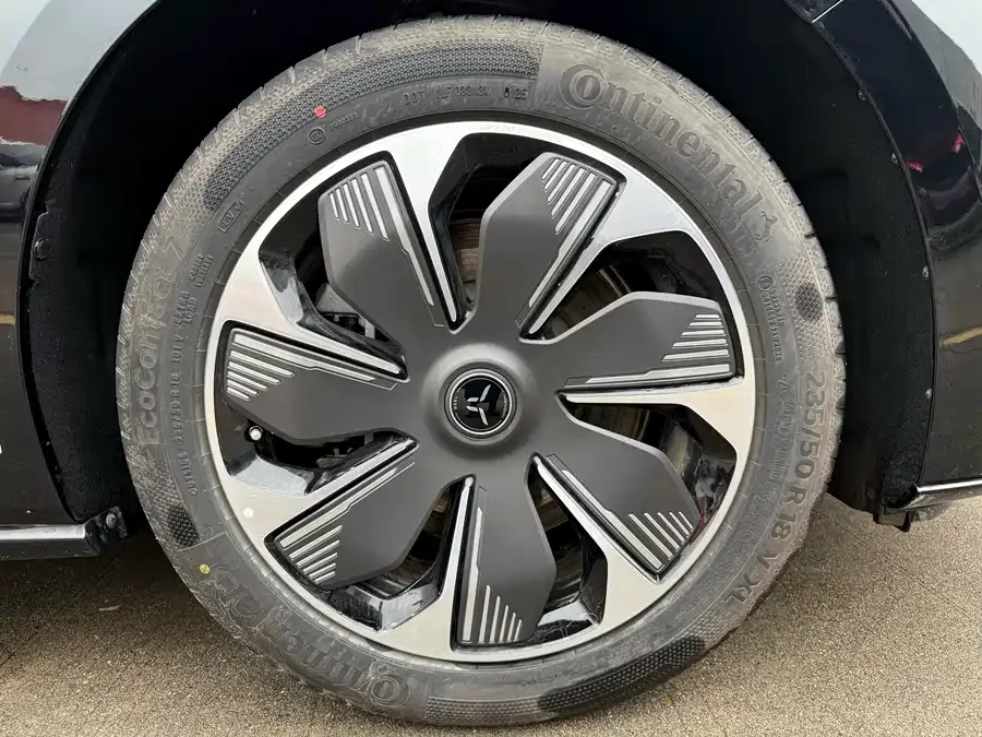 Hongqi Tiangong 05 Hongqi Tiangong 05 2025 550 Smart Edition 2025 — миниатюра 4