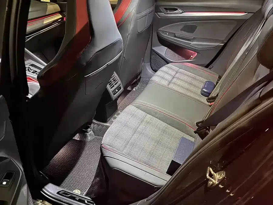 Volkswagen GOLF GTI Golf GTI 2025 380TSI DSG GTI 2025 — миниатюра 4