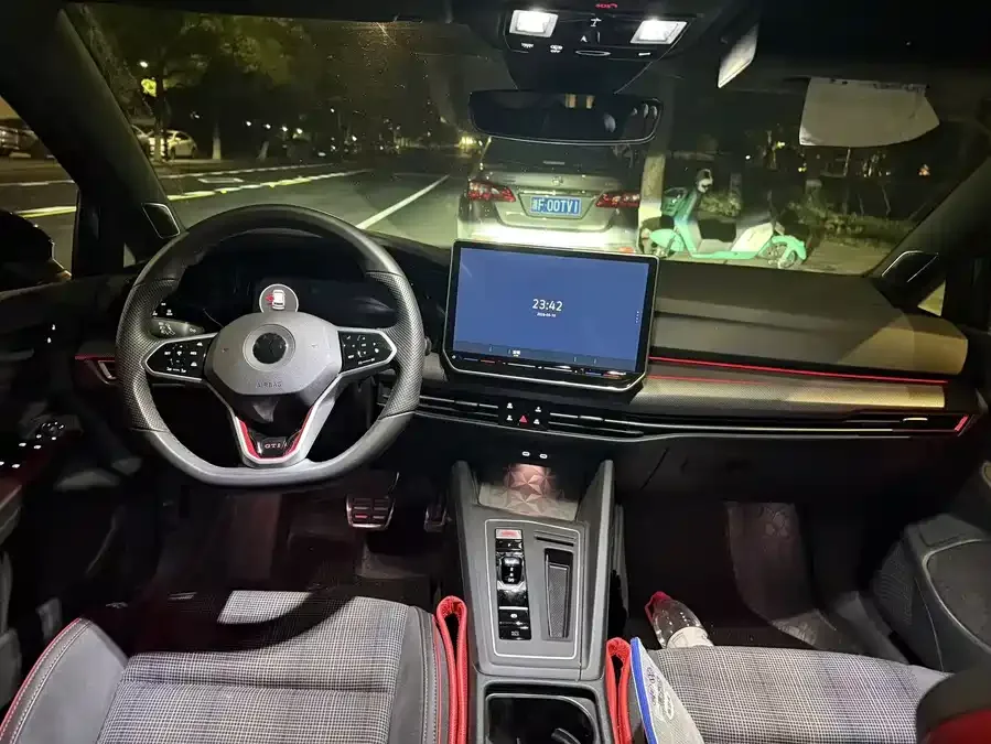 Volkswagen GOLF GTI Golf GTI 2025 380TSI DSG GTI 2025 — миниатюра 5