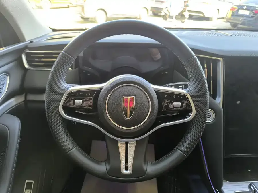 Hongqi HS7 PHEV Hongqi HS7 PHEV 2024 2.0T PHEV 4WD Flagship Chang Edition 6 Seaters 2024 — миниатюра 5