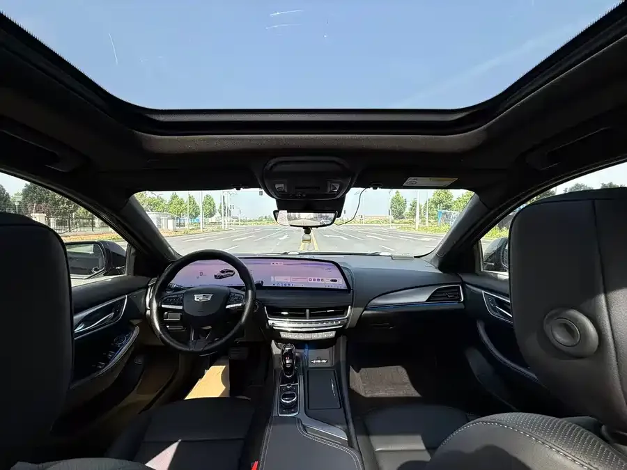 Cadillac CT5 2024 28T Premium Model 2025 — миниатюра 5