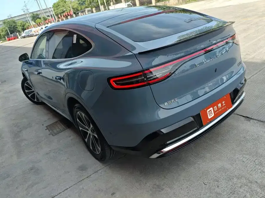 Smart world R7 Zhijie R7 2026 Pure Electric Max+ (192-line LiDAR) 2025 — миниатюра 4