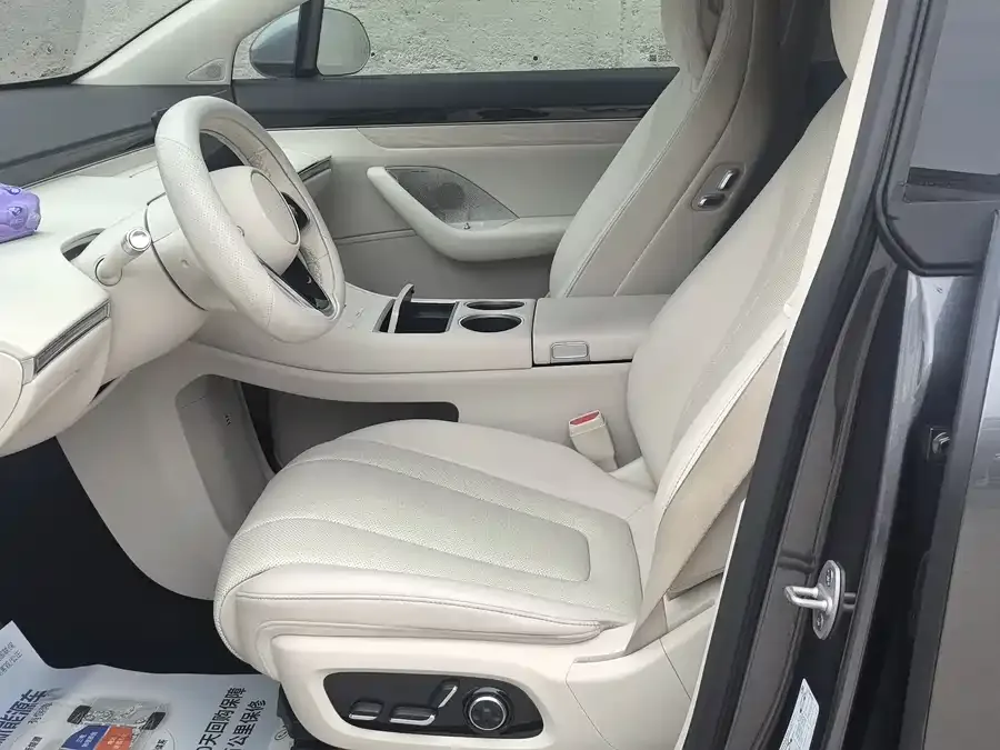 Smart world R7 Zhijie R7 2024 pure electric 802km Max 2024 — миниатюра 4