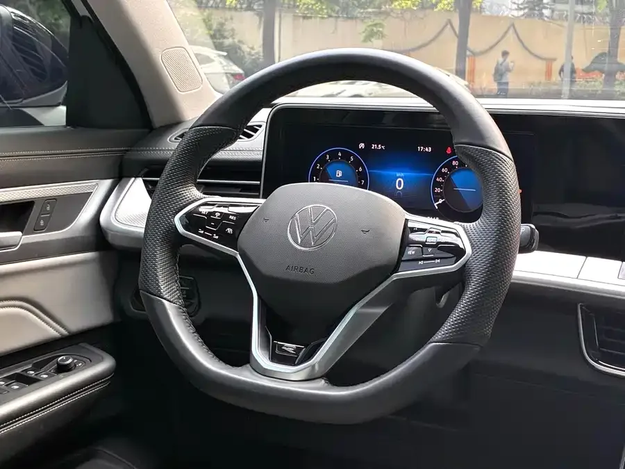 Volkswagen Tavendor 2023 Lanxun 330TSI Luxury Cruise Edition 2023 — миниатюра 3