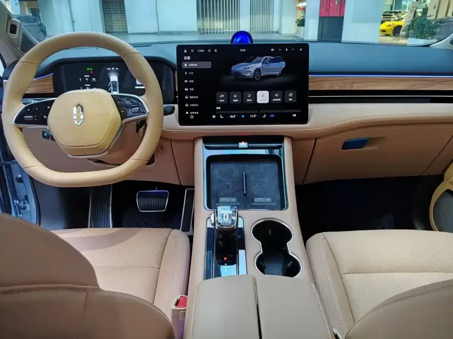 AITO M5 M5 2024 pure electric Max rear-wheel drive high-end intelligent driving version 2024 — миниатюра 2