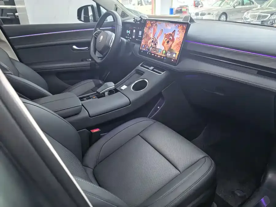 AITO M5 M5 2022 Extended Range 4WD Ultimate Edition 2023 — миниатюра 4