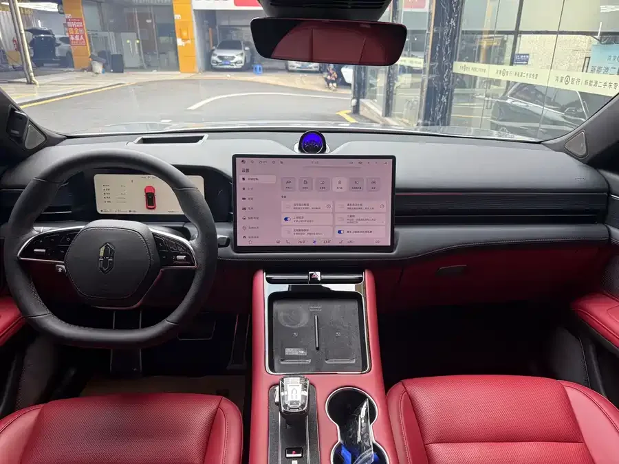 AITO M5 M5 2024 Extended Range Max RS 4WD Advanced Intelligent Driving Edition 2024 — миниатюра 5