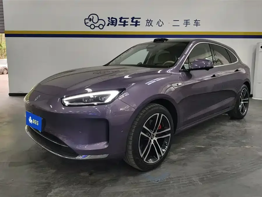 AITO M5 M5 2025 Extended Range Ultra 4WD Edition 2025 — фото 1, купить с доставкой в Москву