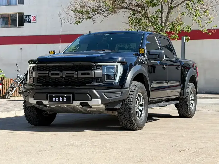 Ford F-150 Raptor 2023