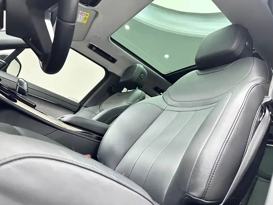 Land Rover Range Rover Sport Range Rover Sport 2023 360PS S 2023 — миниатюра 4