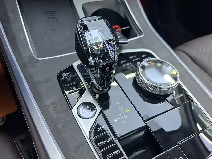 BMW X5 2022 xDrive 30Li M Sport Package 2022 — миниатюра 5