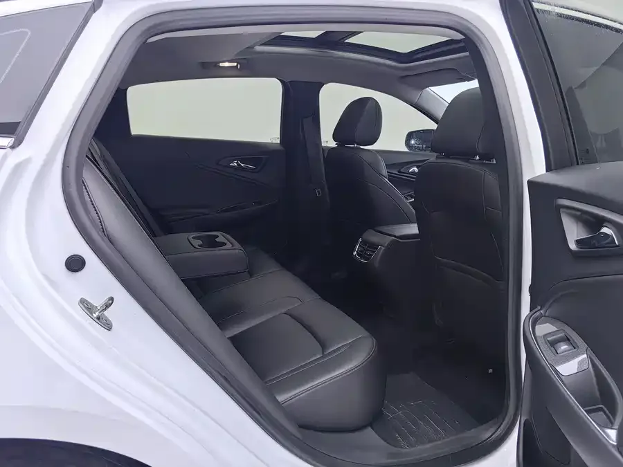 Chevrolet Malibu Xl Malibu XL 2022 535T Automatic Sharp Edition 2023 — миниатюра 3