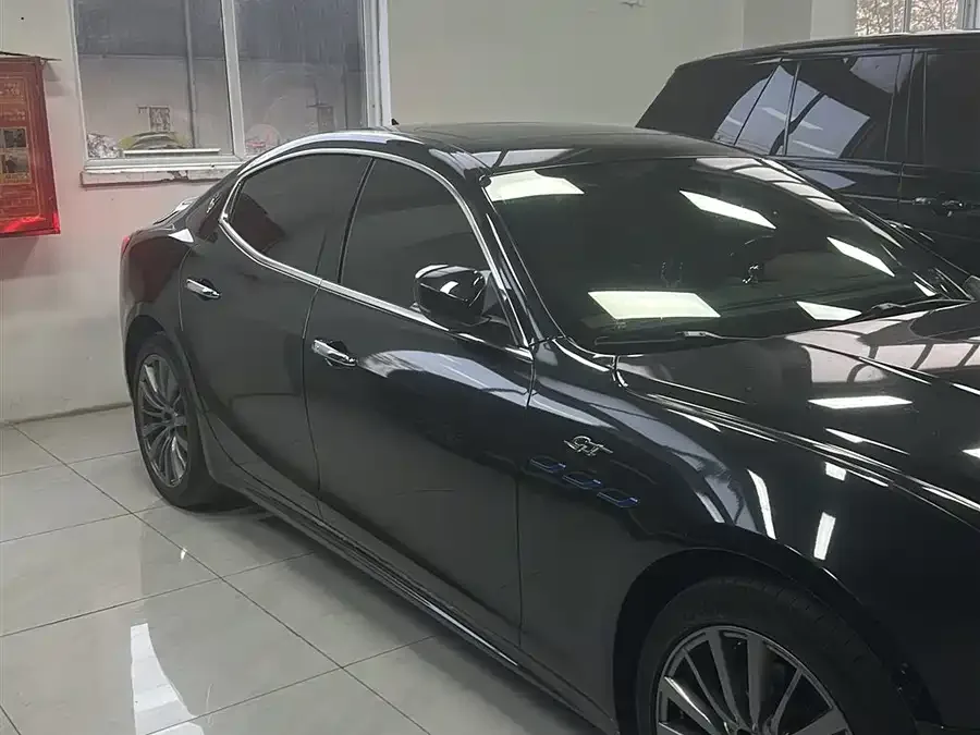 Maserati GHIBLI Ghibli 2022 2.0T GT Edge Edition 2022 — миниатюра 3