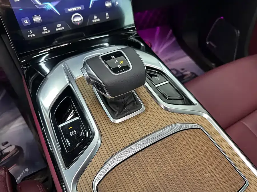 Hongqi E-HS9 Hongqi E-HS9 2022 690km Flagship Edition Six Seaters 2023 — миниатюра 4