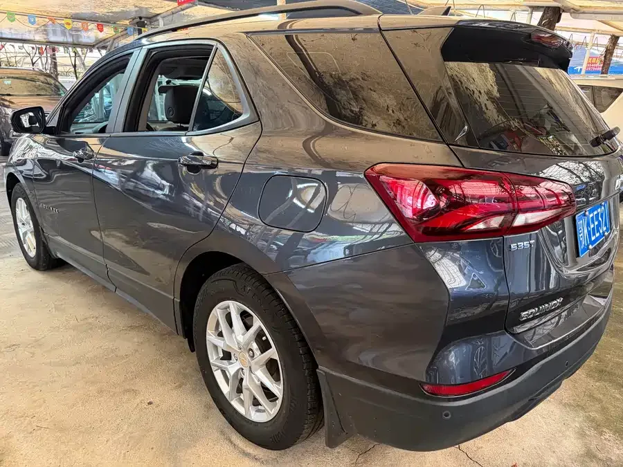 Chevrolet Equinox Explorer 2022 535T Yujie Edition 2022 — миниатюра 4