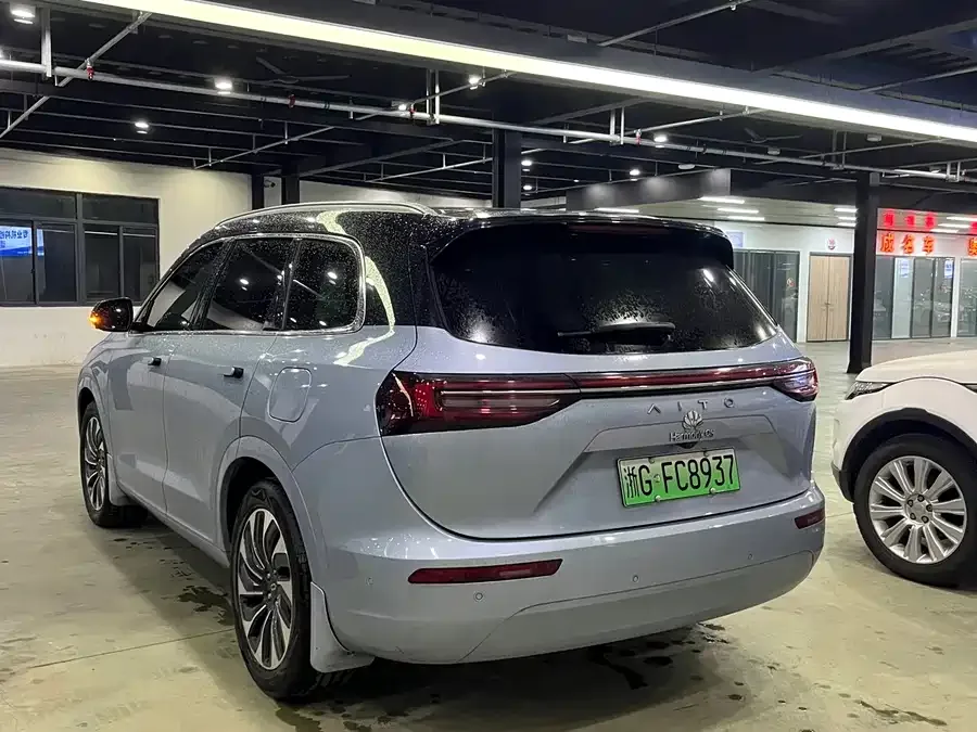 AITO M7 QM7 2024 1.5T RWD Plus Edition 5 Seaters 2023 — миниатюра 5