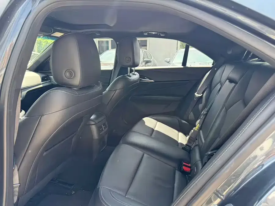 Cadillac CT4 2022 28T Premium Model 2022 — миниатюра 2