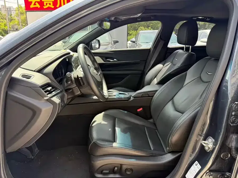 Cadillac CT4 2022 28T Premium Model 2022 — миниатюра 4