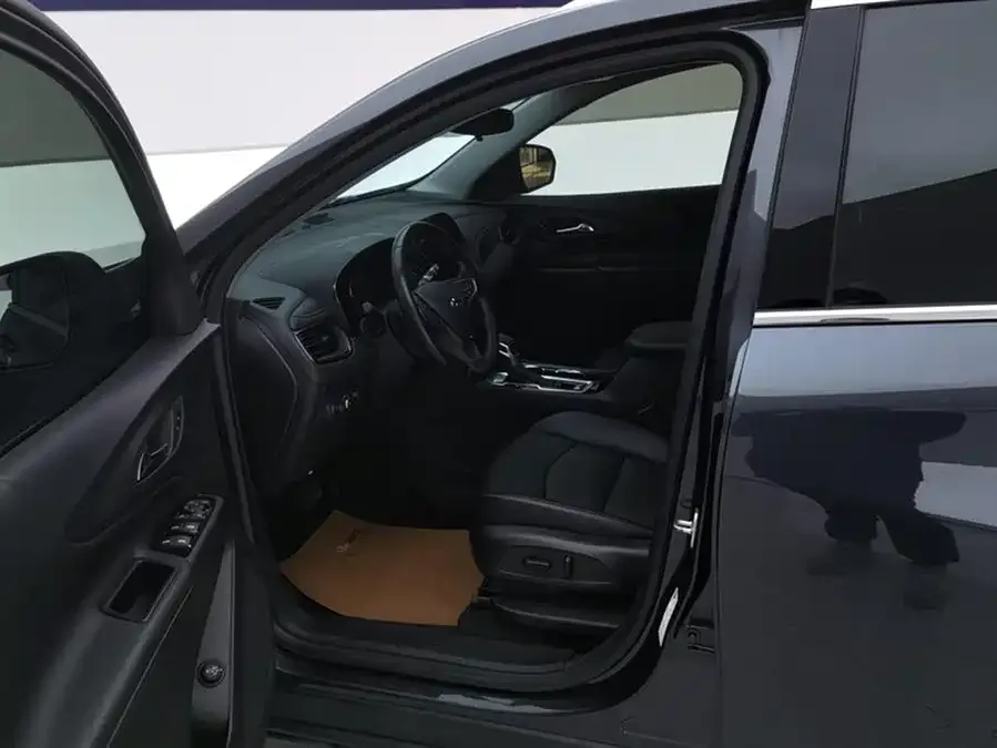 Chevrolet Equinox Explorer 2022 535T Yujie Edition 2023 — миниатюра 3
