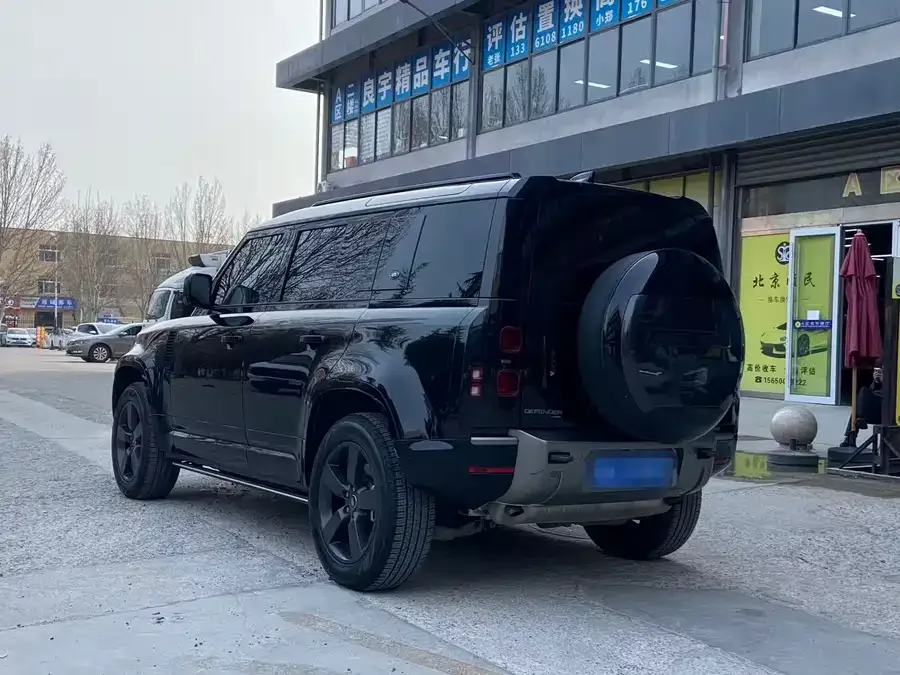 Land Rover guard Land Rover Defender 2023 110 3.0T P400 X-DYNAMIC HSE 2023 — миниатюра 3
