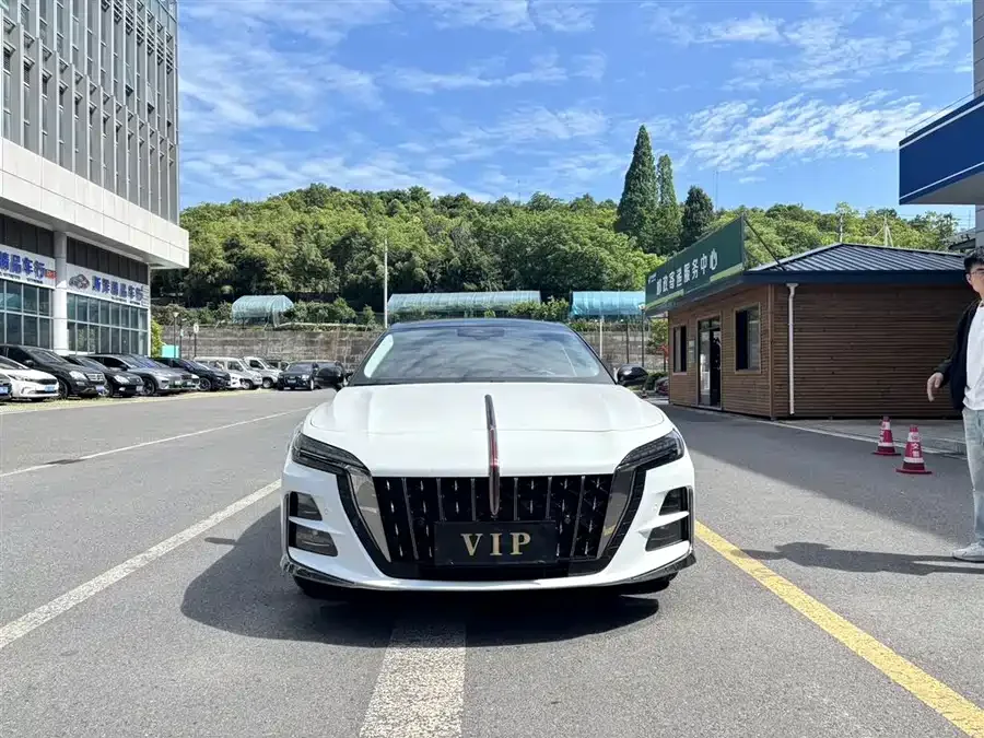 Hongqi H6 2024