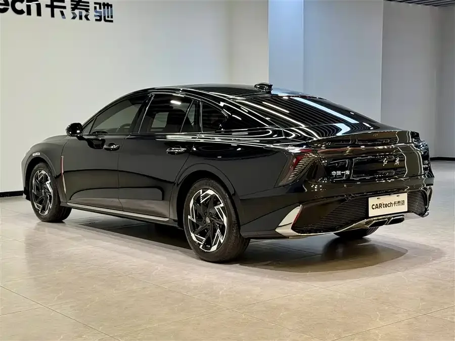 Hongqi H6 Hongqi H6 2023 2.0T Zhiyi Edition 2023 — миниатюра 2