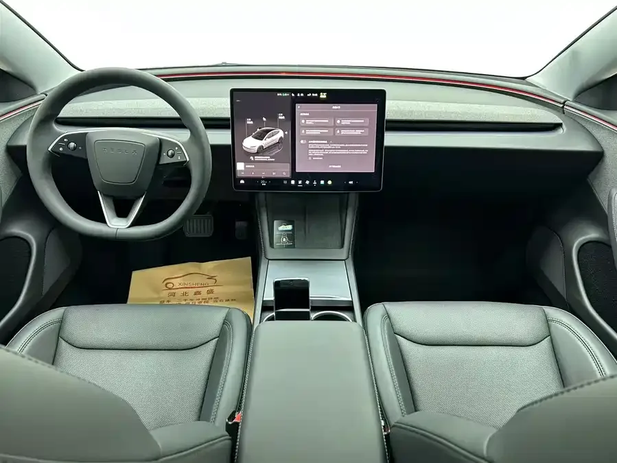 Tesla Model 3 Model 3 2025 rear-wheel drive version 2026 — миниатюра 5