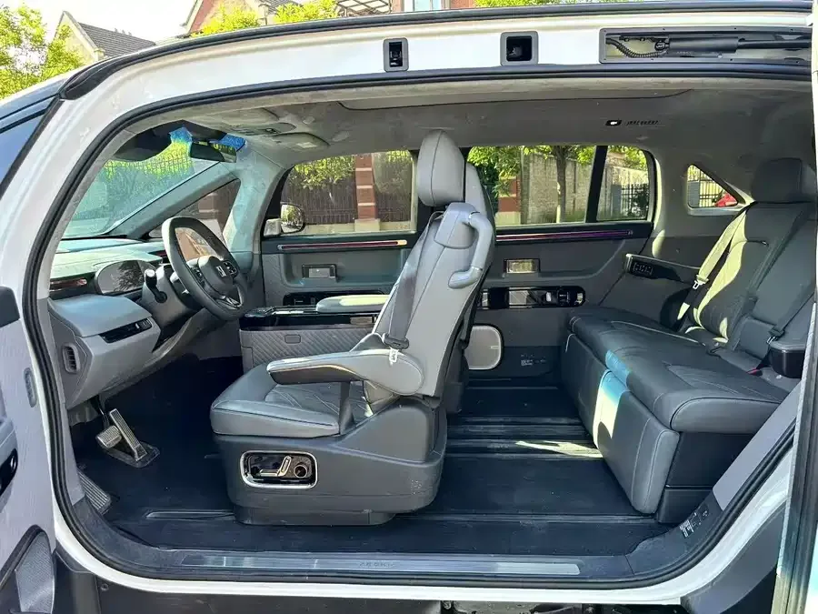 Zeekr Mix Zeekr MIX 2025 Long-range Intelligent Driving Edition 2025 — миниатюра 2