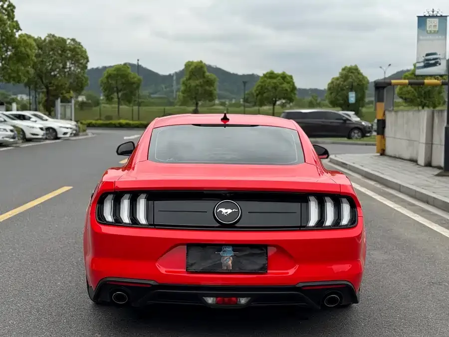 Ford Mustang Mustang 2018 2.3L EcoBoost 2022 — миниатюра 4