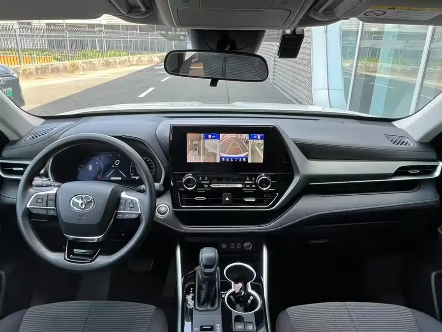 Toyota Highlander Highlander 2024 2.5L Intelligent Electric Hybrid Dual Engine 2WD Elite Edition 5 Seaters 2025 — миниатюра 5