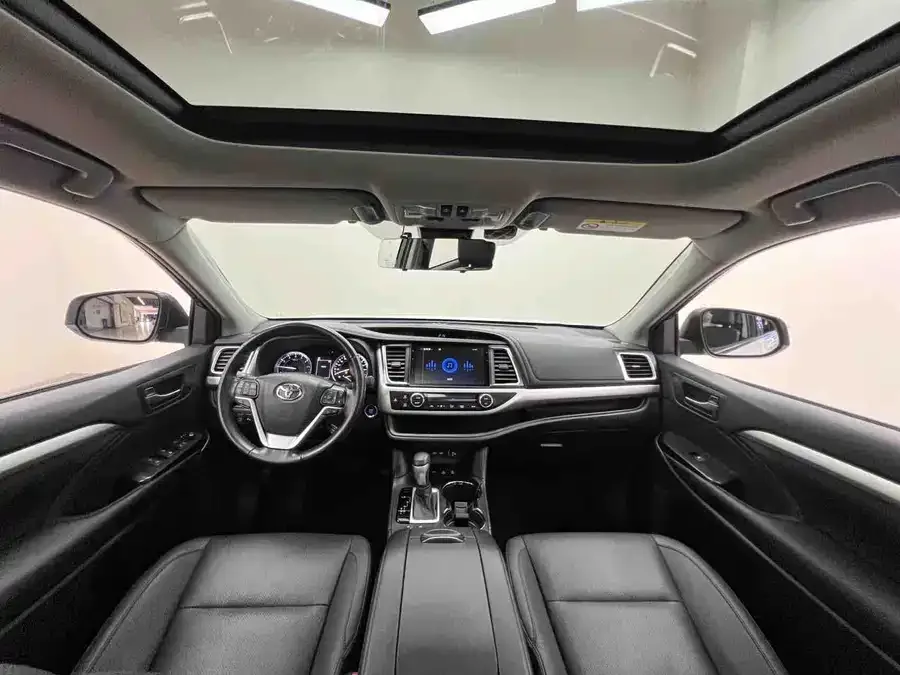 Toyota Highlander Highlander 2021 2.0T 4WD Luxury Edition 7 Seaters 2022 — миниатюра 4