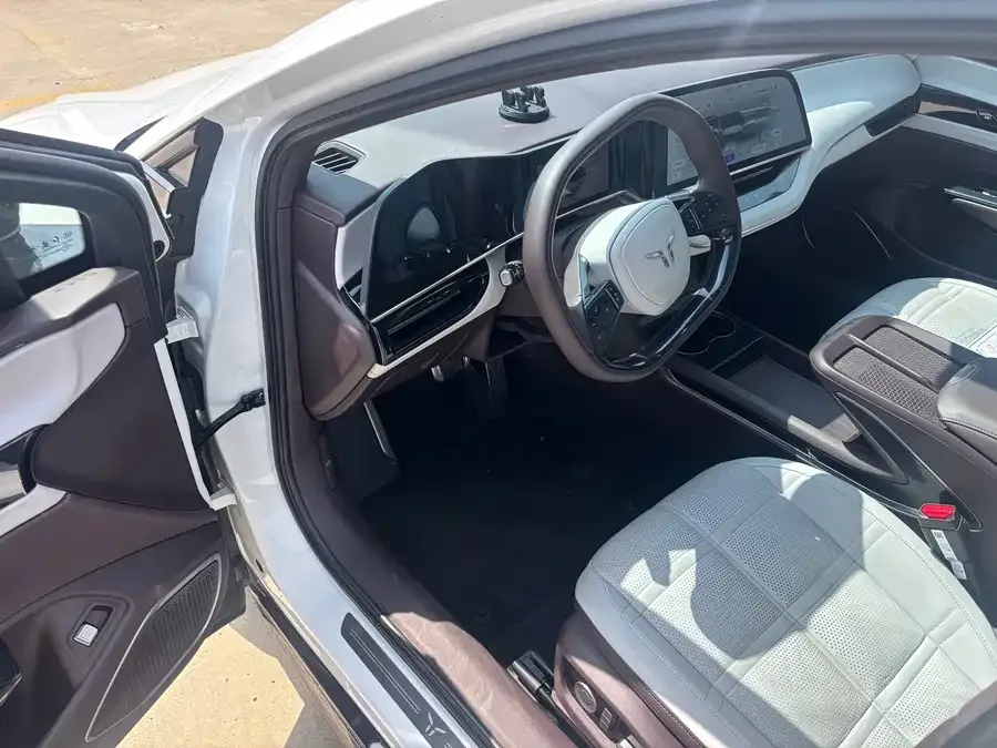 Hongqi EH7 Hongqi EH7 2024 820 Pro 2024 — миниатюра 5