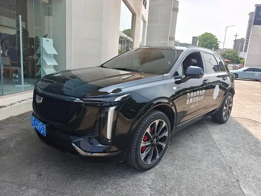 Cadillac XT5 2024