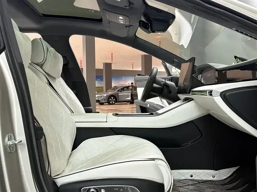 Enjoy World S9 Xiangjie S9 2024 pure electric Max rear-wheel drive long-range version 2024 — миниатюра 4