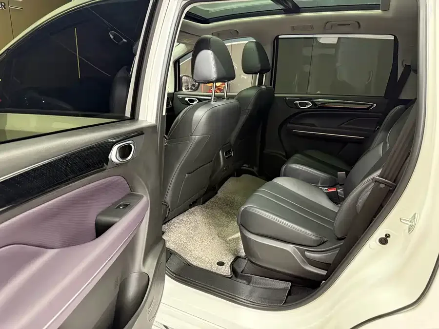 GAC Trumpchi M6 Trumpchi M6 2024 MAX 270T WDCT Premium Edition 2025 — миниатюра 2