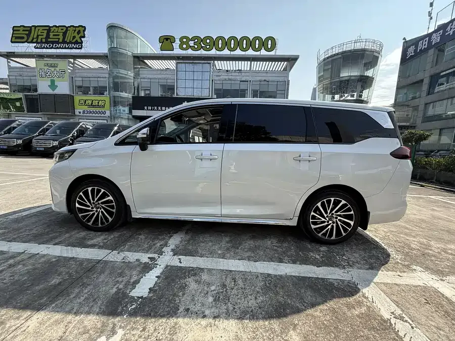 GAC Trumpchi M6 Trumpchi M6 2024 MAX 270T WDCT Premium Edition 2024 — миниатюра 2