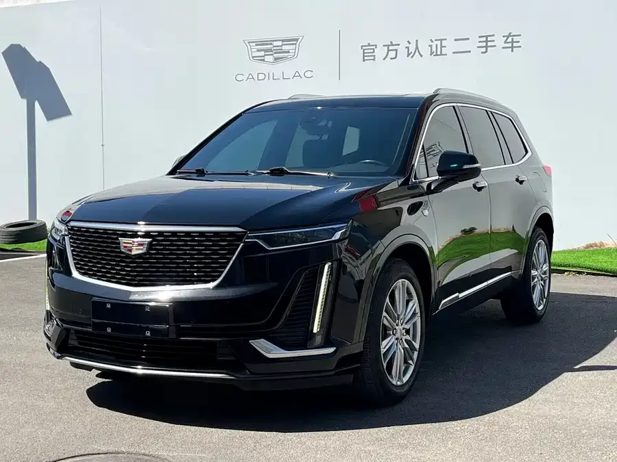 Cadillac XT6 2022 2.0T 7-seat 4WD luxury model 2022 — фото 1, купить с доставкой в Москву